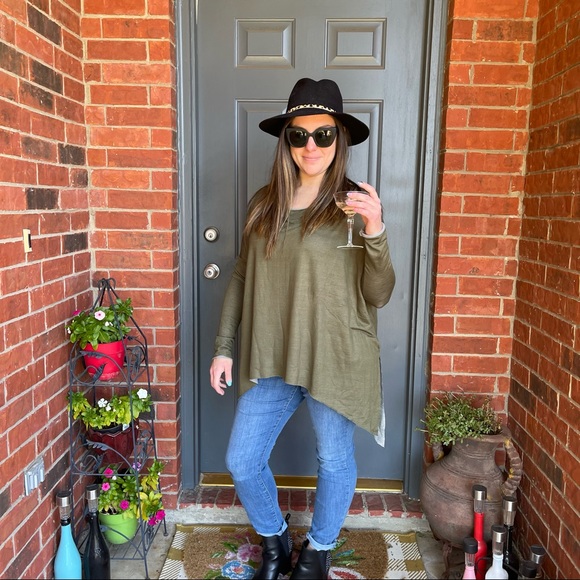 NWT Adora Solid Olive Green Boat Neck Split Side Asymmetrical Long Sleeve Top - Picture 3 of 17